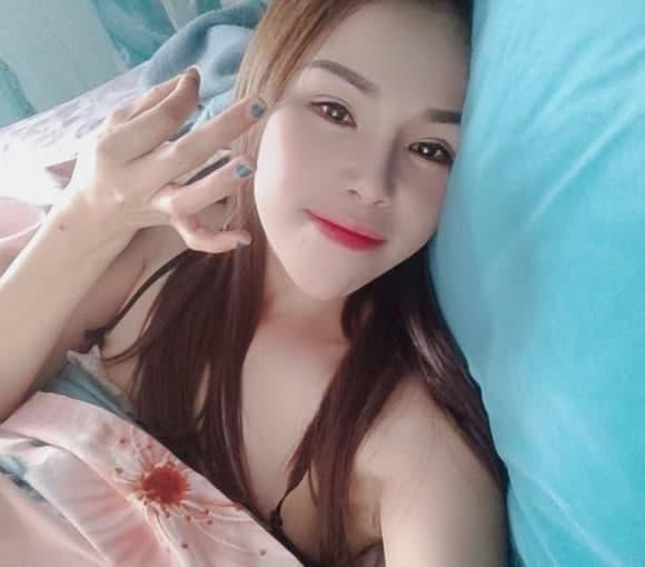 热情的朵朵
